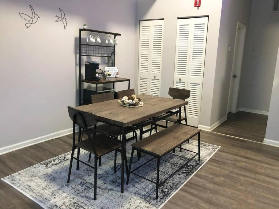 Downtown Cleveland -Modern First Floor Unit Apartment Exterior foto