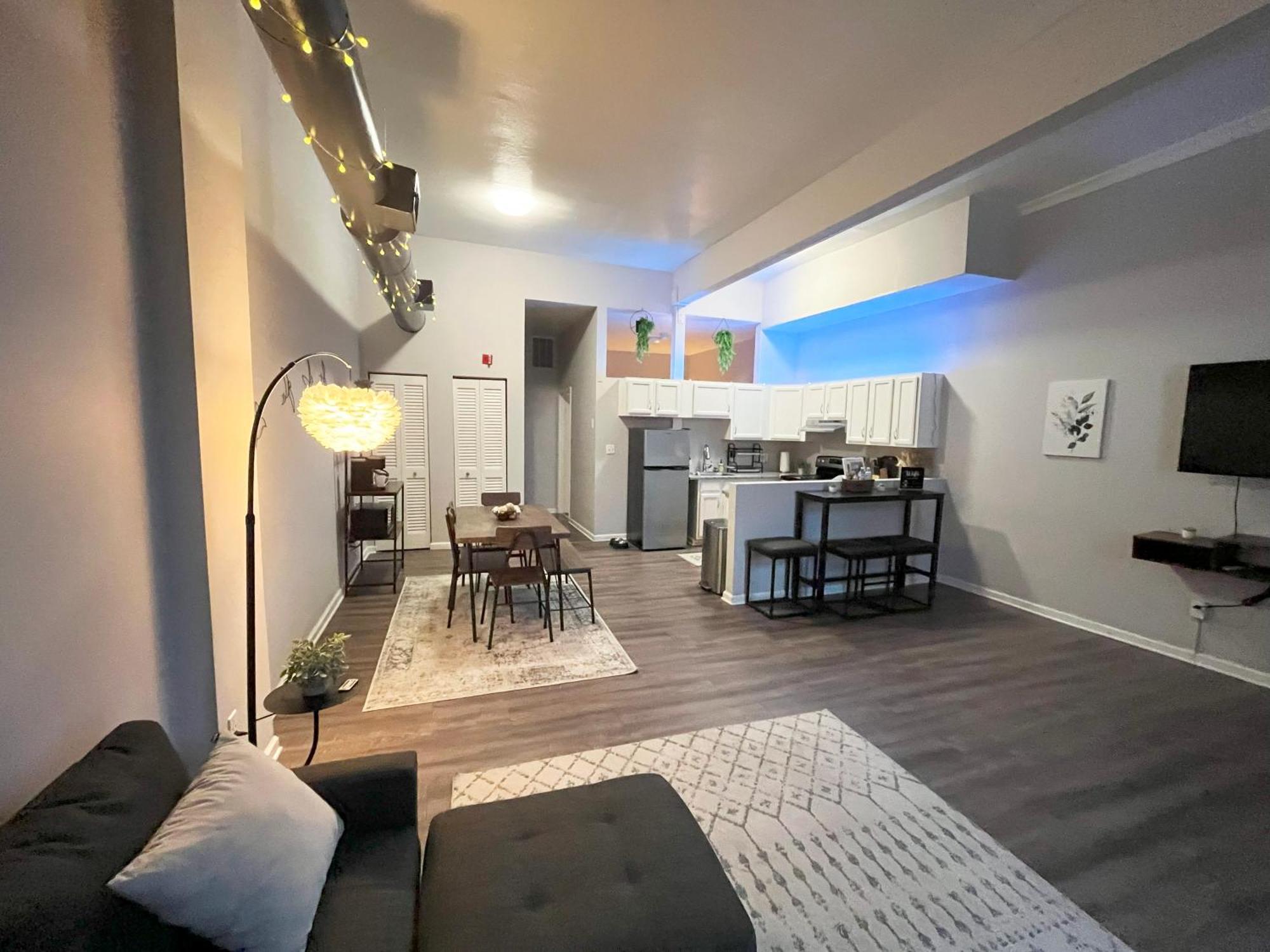 Downtown Cleveland -Modern First Floor Unit Apartment Exterior foto