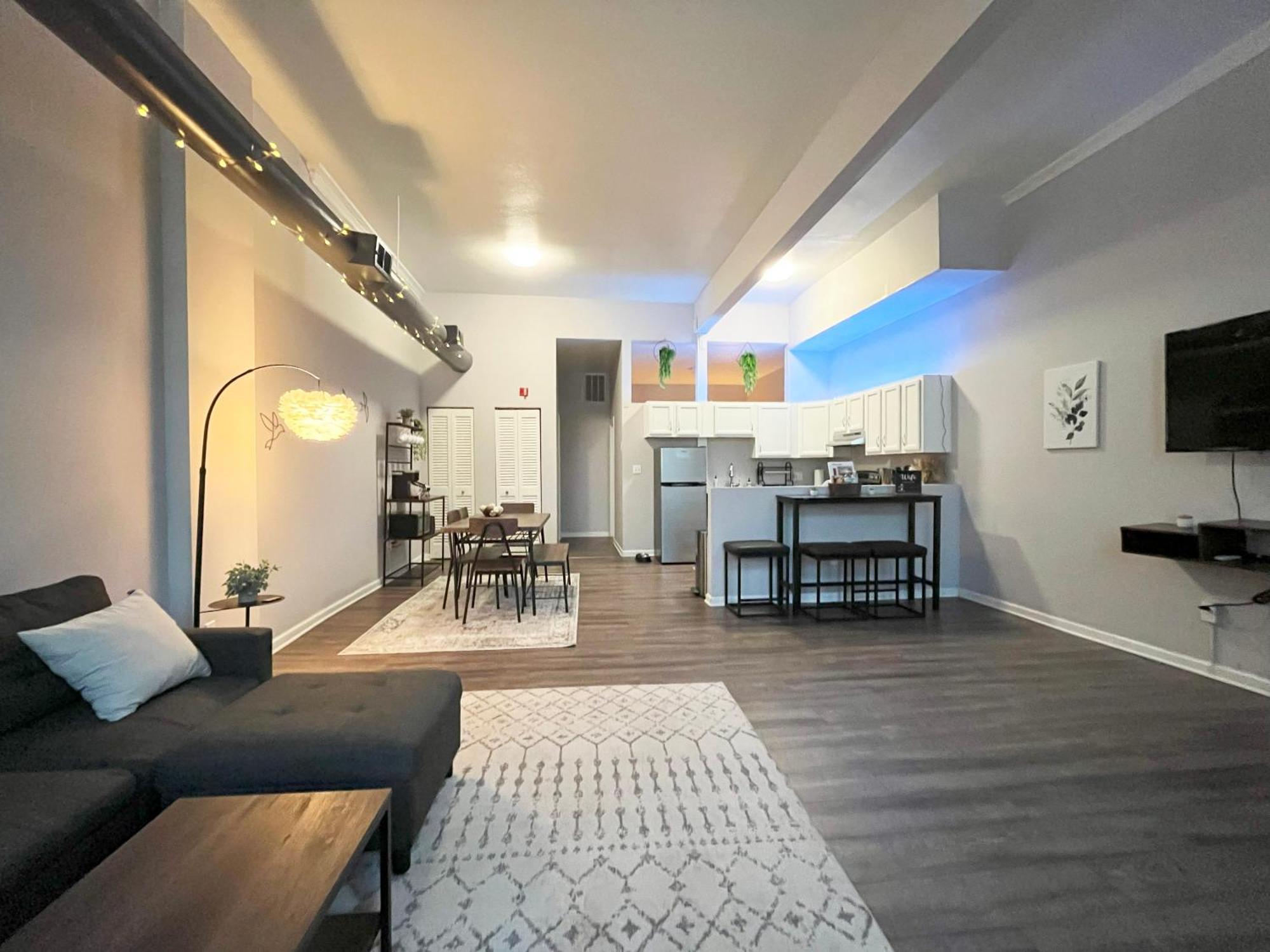 Downtown Cleveland -Modern First Floor Unit Apartment Exterior foto